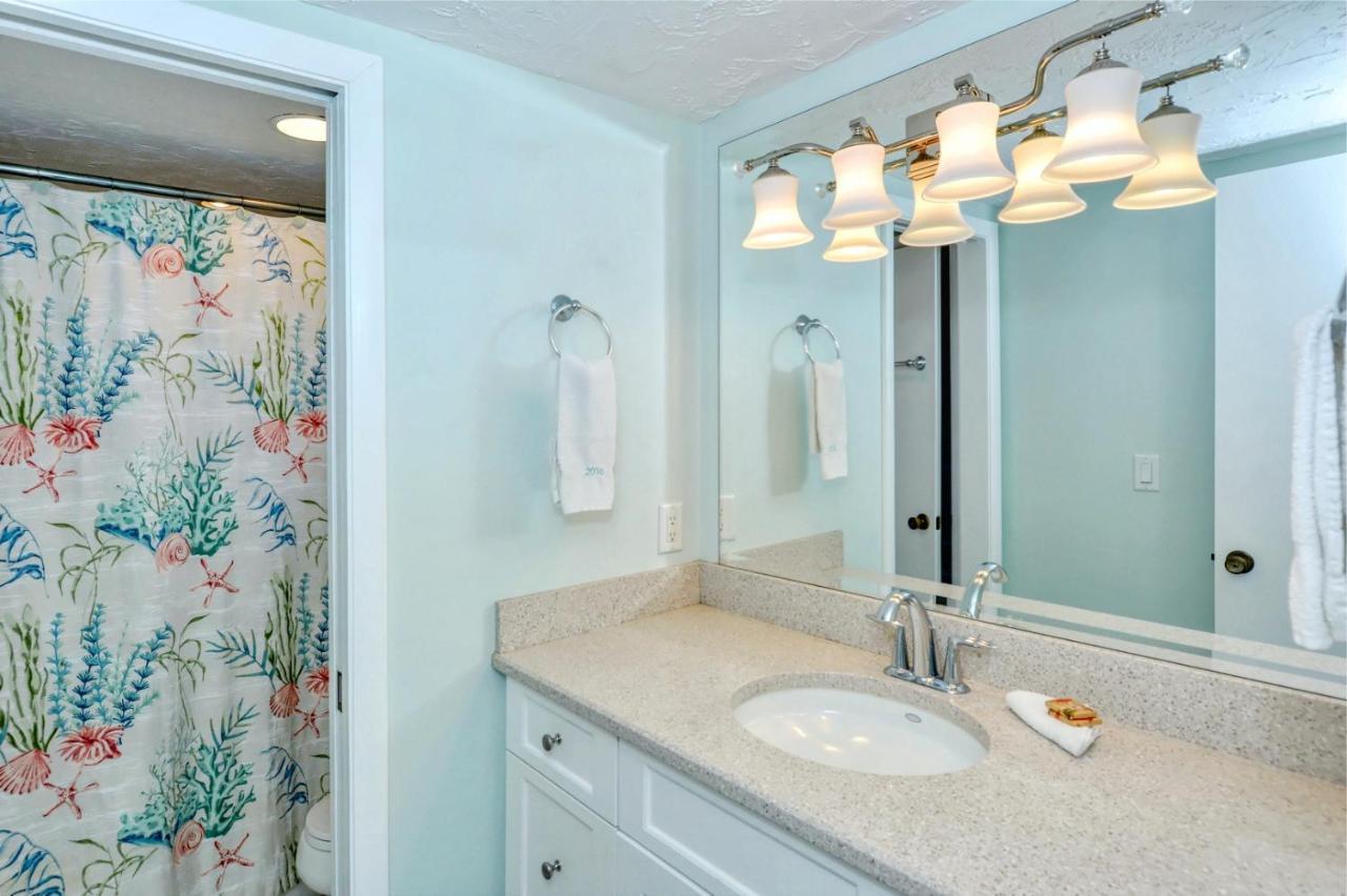 Laplaya 201C Breathtaking Gulf Panorama From This Corner End Unit With A Private Stairway To The Beach Longboat Key Exterior foto